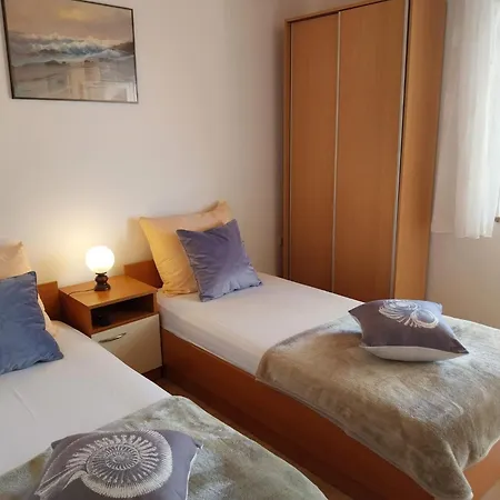 Two-bedroom A1 *