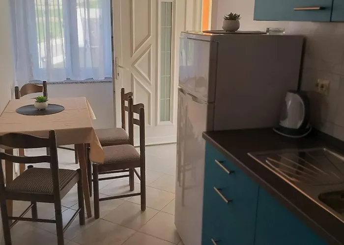 Two-bedroom A1 Pag Town